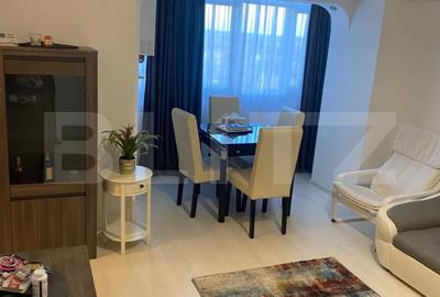 Apartament cu 3 camere decomandat, mobilat în Ultracentral
