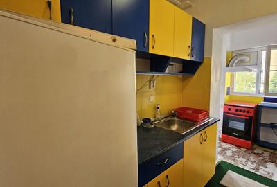 Spitalul Judetean-str Carpatilor apartament de inchiriat, mobilat,parcare - 3