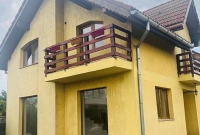Casă individuală cu 5 camere în Giarmata