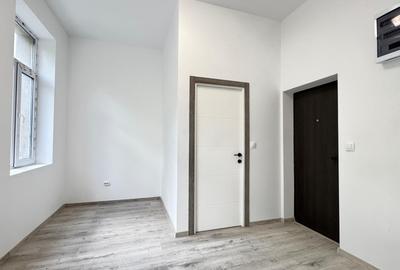 Spațiu renovat lângă Mitropolie | pretabil birouri | etaj 1 - 6