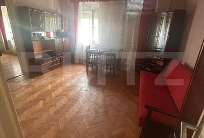 Casă individuală cu 5 camere în Olimpia-Stadion