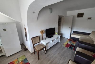 Pța Alba Iulia  3camere +terasă mare - 18