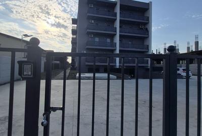Apartament cu 3 camere decomandat în Theodor Pallady