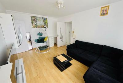 Apartament cu 3 camere decomandat, mobilat în Colentina