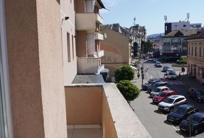 Apartament cu 3 camere de închiriat în zona Ultracentral - 10
