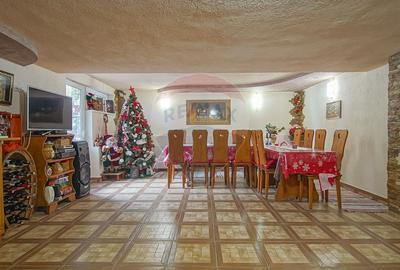 Comision 0%! Casa spațioasă Râșnov, zona case, str. Heliade Rădulescu - 8