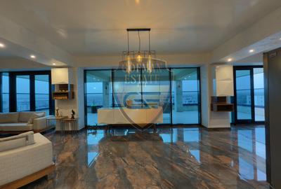Penthouse Exclusivist, dressing, terasa 64 mp Mamaia Nord Hanul cu Peste - 1