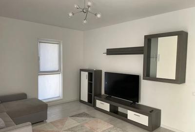 Apartament cu 2 camere decomandat, mobilat în Titan