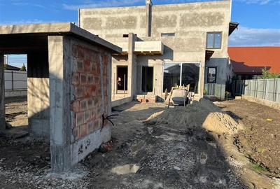 Vila P+1 duplex de vanzare in Vanatori cu utilitati - 2