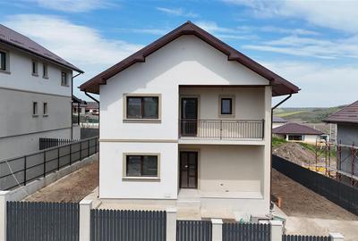 Casă individuală cu 5 camere în Valea Lupului