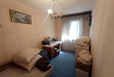 Apartament 3 camere etaj 2 in Moldova Noua - 2