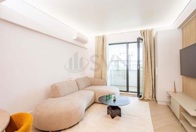 Apartament cu 3 camere semidecomandat, mobilat în Pipera