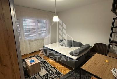 Apartament cu 3 camere decomandat în Bălcescu