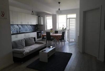 Apartament cu 2 camere semidecomandat, mobilat în Florești
