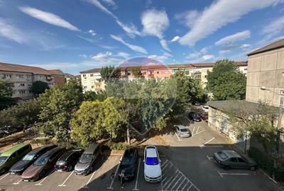 Apartament 3 camere decomandat Piața Rogerius - 15