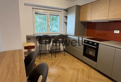 Apartament cu 3 camere decomandat în Dorobanți