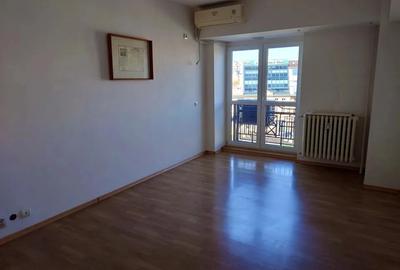 Apartament cu 2 camere decomandat în Unirii
