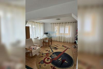 🏡 Casă spațioasă de vânzare - 210.000 € - 10
