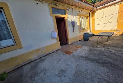 Casă cu 3 camere în Ultracentral