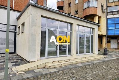 Spațiu comercial, de 217 mp, în Central
