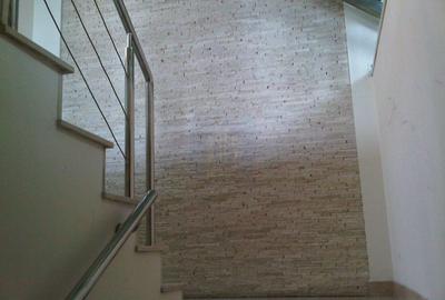 Duplex 4 Camere de Vanzare  *Arcul de Triumf* - 22