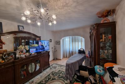 Apartament 4 camere la etajul 1, mobilat-utilat, Zona Parcul Nord - 4