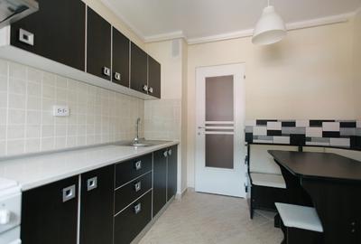 Apartament 2 camere de închiriat Răcădău | Vedere pădure | Etaj 5/8 | Lift | Par - 5