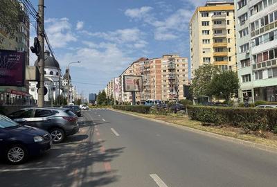Apartament cu 4 camere decomandat în Mihai Viteazul