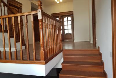 Sisesti-vila eleganta cu finisaje-lux,acces securizat,confort termic sporit,view - 4