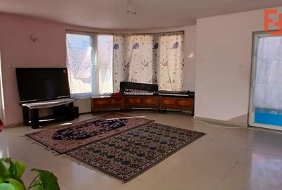 Pensiune de vanzare cu 14 camere, zona Mehala - 15