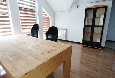 Casa impunatoare D+P+M, 280 mp utili, teren 850 mp,  în Europa - 15