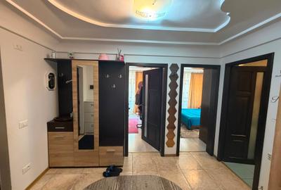 Apartament 3 camere , str.Babadag , parter inalt - 7