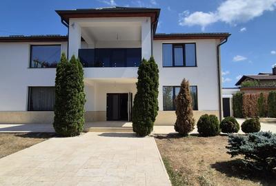 De vanzare casa tip Vila - Livezeni - 4