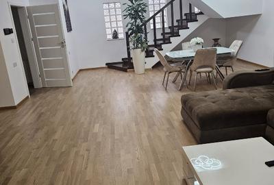 Proprietar Vila individuala 180 mp utili, teren 270 - 1