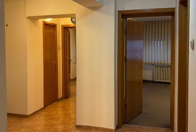 3 camere decomandat stradal Bulevardul Unirii/Decebal - 1