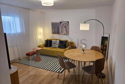Apartament cu 2 camere decomandat, mobilat în Sud