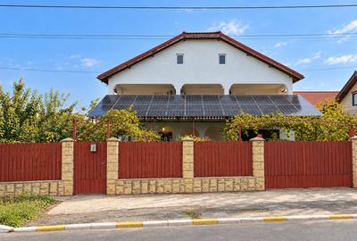 Proprietate deosebită | 387 mp construiți | 1.400 mp teren | Sistem fotovoltaic - 3