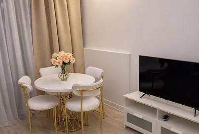 Apartament cu 2 camere semidecomandat, mobilat în Pipera