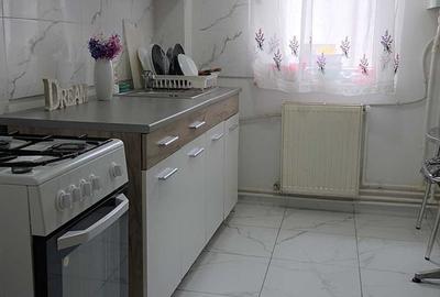 Vand apartament 2 camere zona centrala - 2