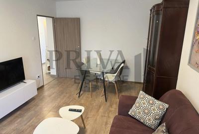 Apartament cu 3 camere decomandat, mobilat în Medicină