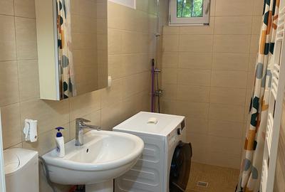 Apartament 2 camere cu loc de parcare, renovat modern,  Aleea Muscel - 20