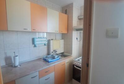 Apartament 2 camere de inchiriat Tractorul - 2
