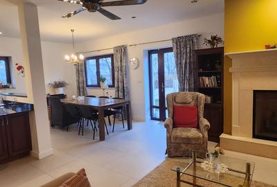 Casa in STUPINI, P+M, constructie 2008, 5 camere, 348 mp utili, teren 1000 mp, - 2