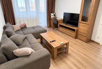 Apartament cu 3 camere decomandat în Dacia