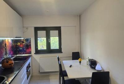 Apartament 4 camere în Crângași, 90 mp, 2 băi, renovat total,la 3 min de metrou - 2