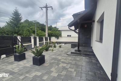 Casă cu 6 camere în Exterior Est