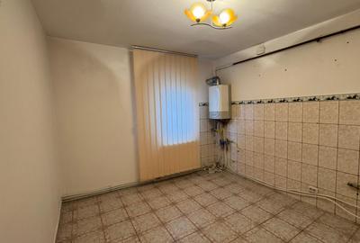 Miorita PTTR 2 camere decomandat spatios - 4
