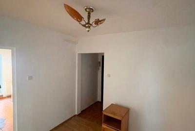 DE VANZARE-APARTAMET 3 CAMERE-DACIA - 2