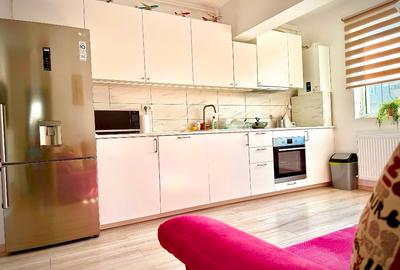 Apartament cu 2 camere semidecomandat, mobilat în Central