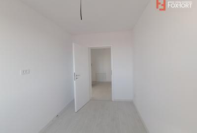 Apartament cu 3 camere decomandat, ETAJ 2 - Giroc - 34